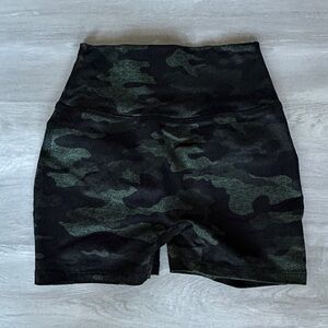 Bombshell sportswear camo shorts